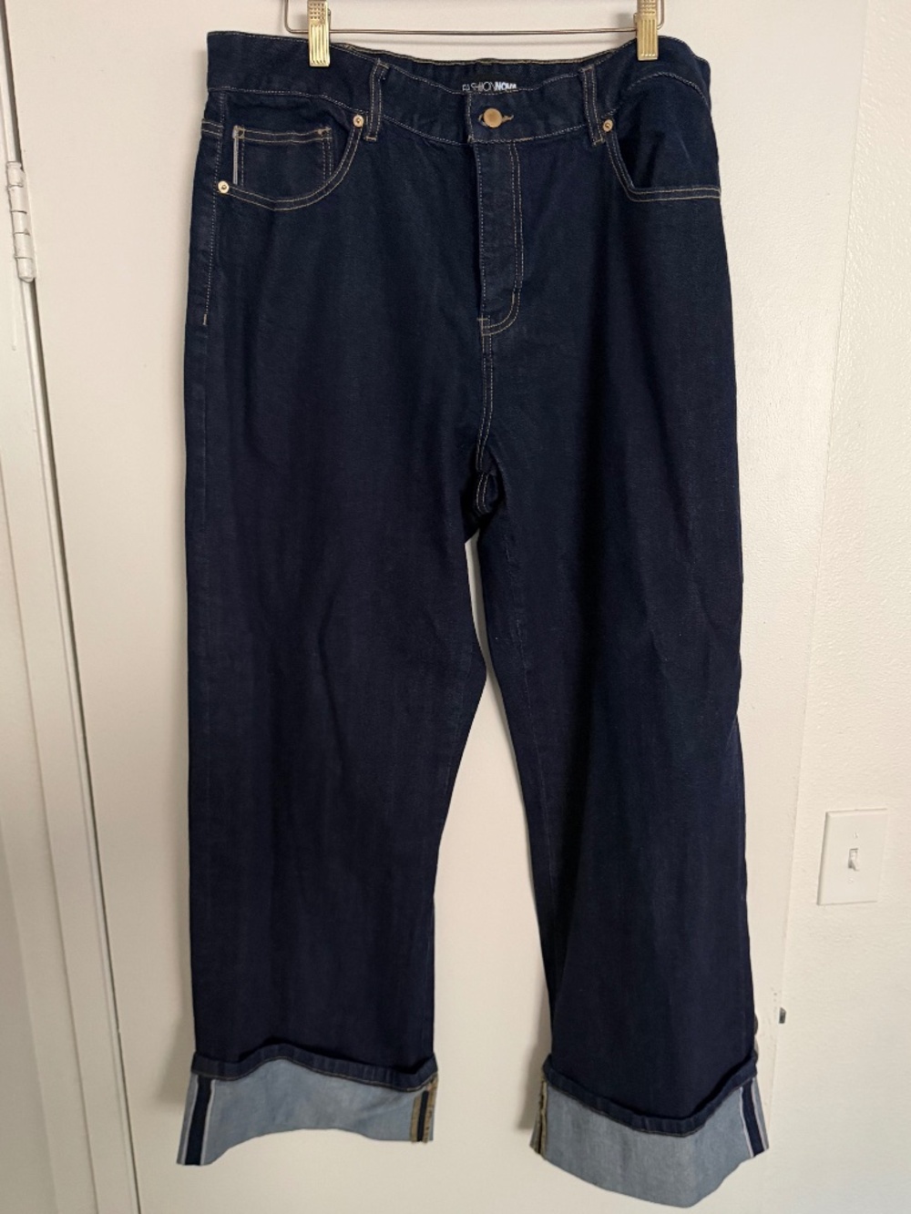 Cuffed Stretchy Jeans